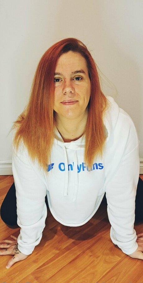 goddessgigixxxx exclusive model photo