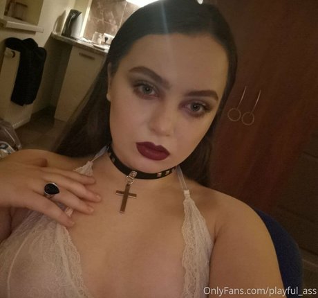 playfulass naked actress pics