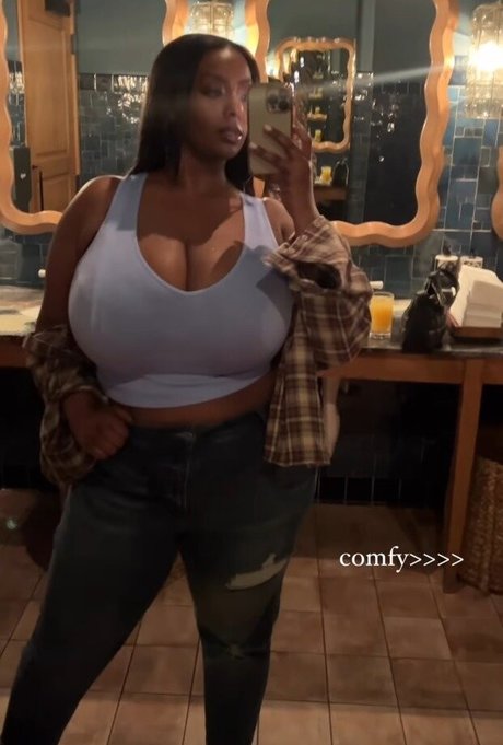 Marta Ethio star nude gallery