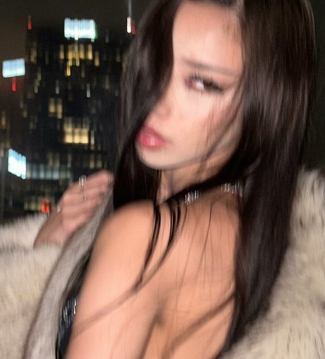 Natasha Alana star sexy pic