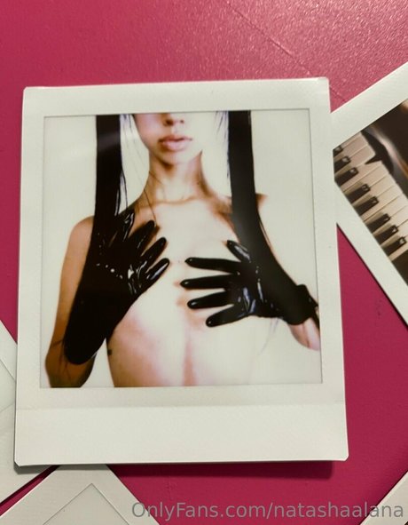 Natasha Alana sexy star photos