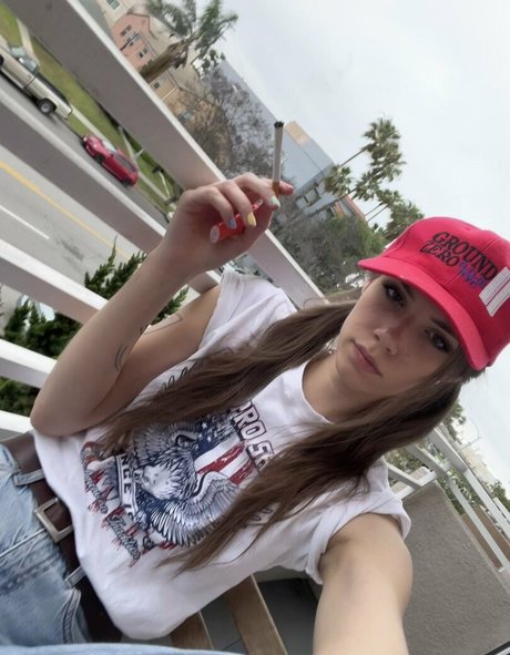 Skatie420 star picture