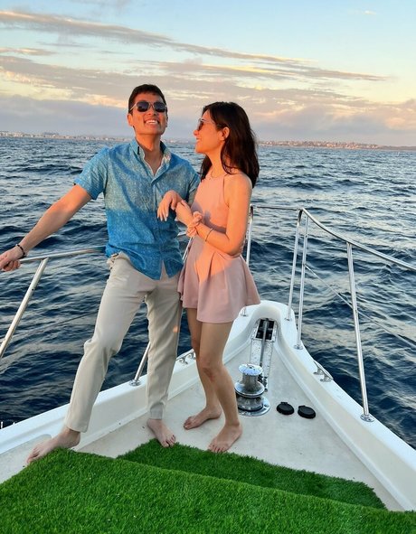 beccatilts star top photo