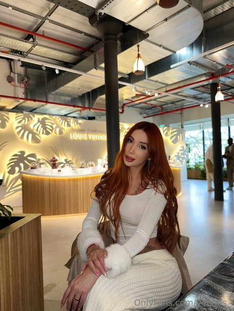 Veenus_ model nudes images