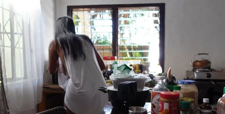 Morena Kaye pornstar free photo