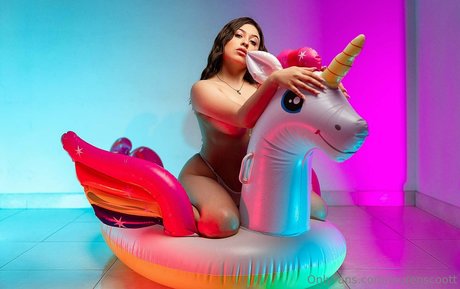 laurenscoott Profile pic