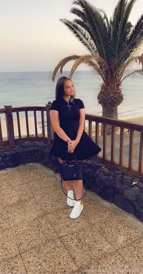 celebrity nude onlyfans erotic photos