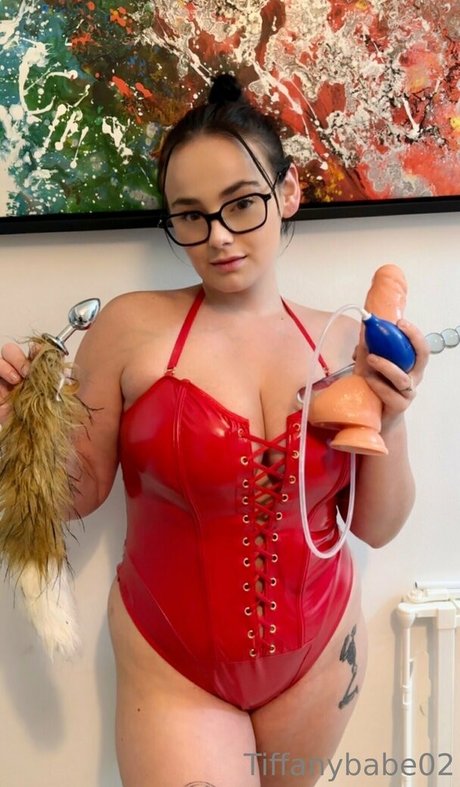 tiffanybabe02 model naked pic