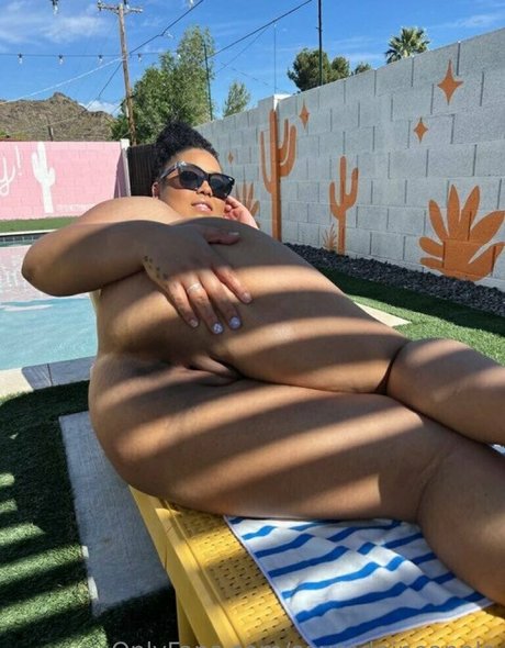 Souredpineapple hot actress pic