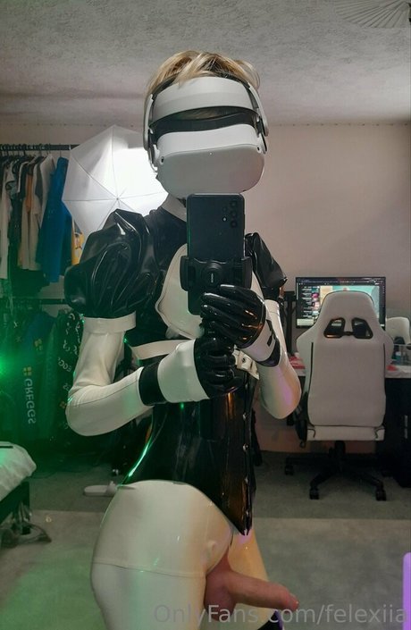 Felexiia nude star images