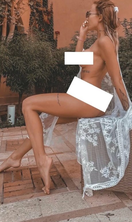 wild kitty9 star exclusive images