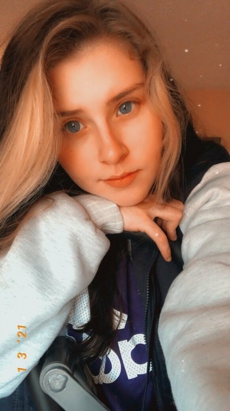 nessajade Quick model image