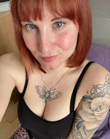 die webcam sarah porn actress gallery