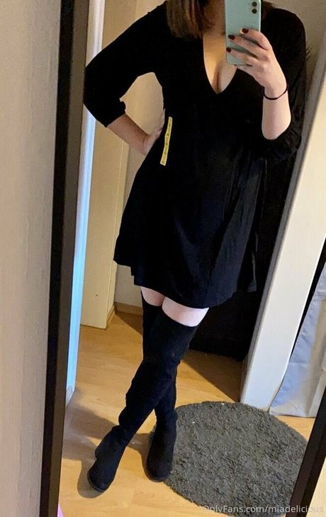 miadelicious sex star pics