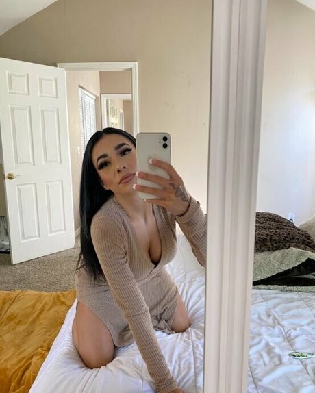 josafina pornographic actress img