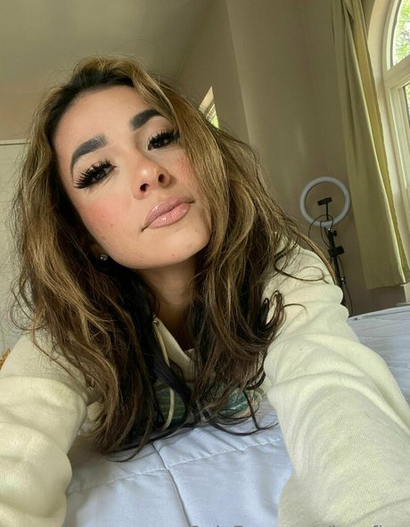 josafina Quick model image