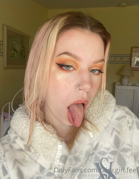 fairy girl feet beautiful star img