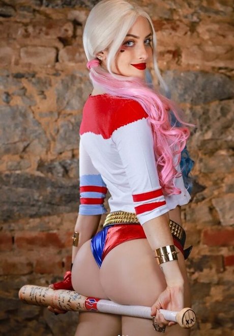 Anny Kelly Almeida hot actress image