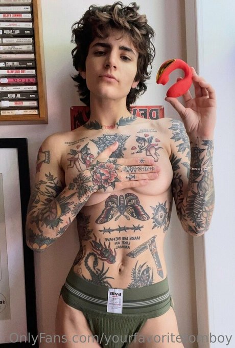 yourfavoritetomboy model high quality archive