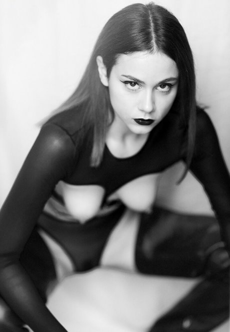 Nausicaa Yami pornstar pretty img