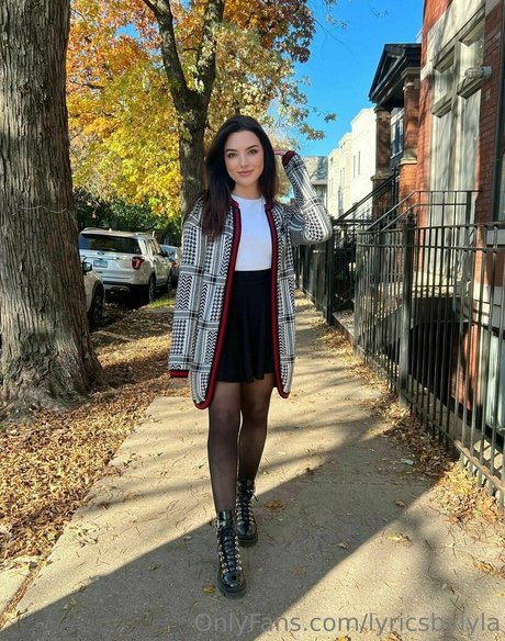 lyricsbylyla xxx actress picture