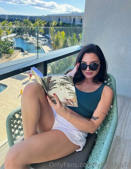 lyricsbylyla model pornographic pics