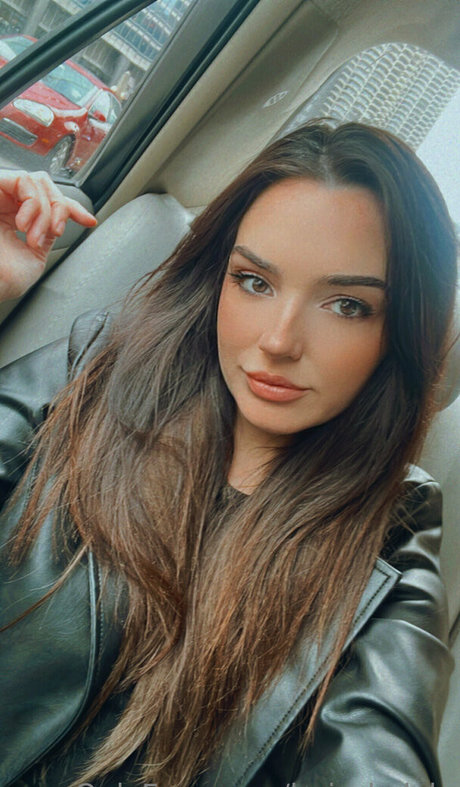 lyricsbylyla model nudes photo