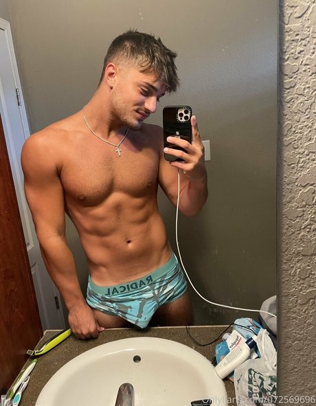 jfit98 model porn photo