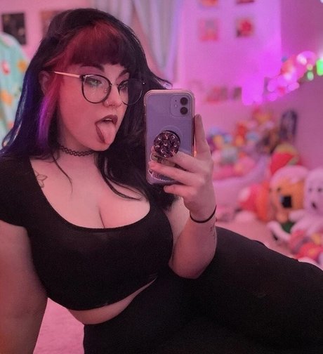 latina shemale onlyfans adult pictures