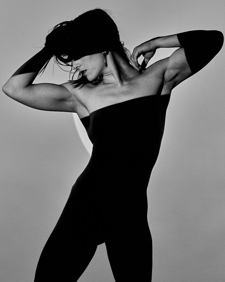 Claire Max naked actress photos