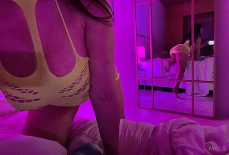 La Mala Rodriguez star art pictures