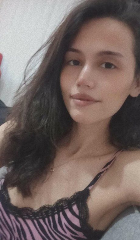 Arlequin ASMR sexy actress images