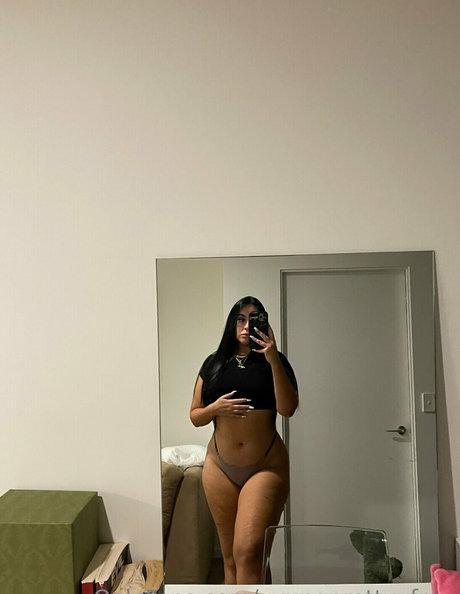 Katana Grey star photo