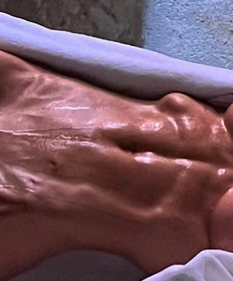 huge shemale onlyfans sex pictures