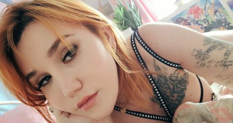 lenamoonxo star nude pic