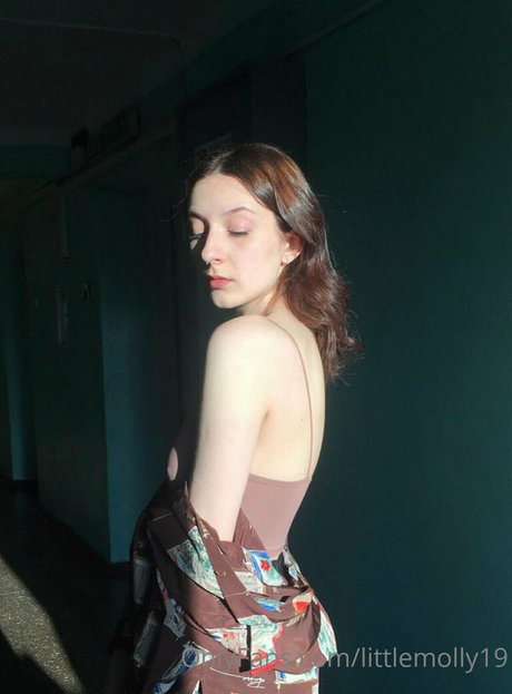 pppoisonnnivy model beautiful pic