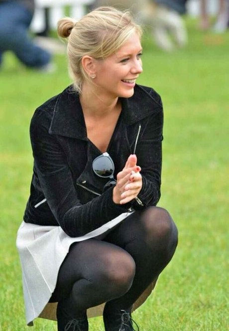 Rachel Riley star high quality archive