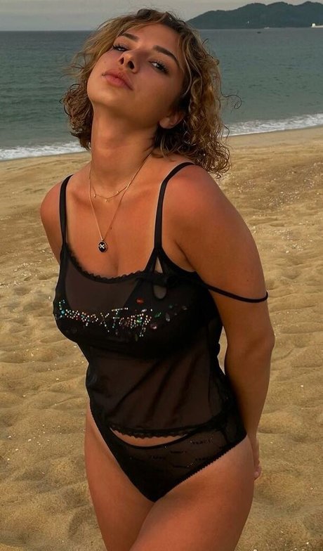 Emmy Tifrit model nude archive