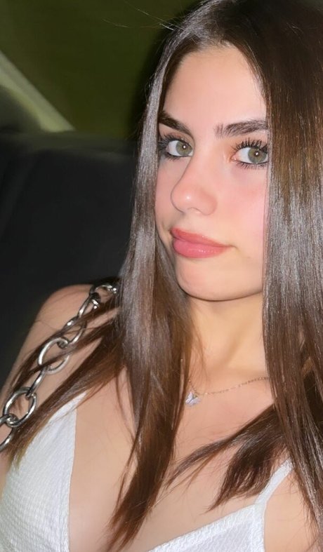 Melissa Leal nude pornstar pictures