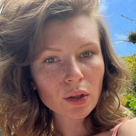 Ernesta Guevara model best img