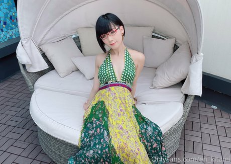 teen dildo onlyfans nude images