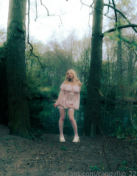 chloe ira model exclusive image