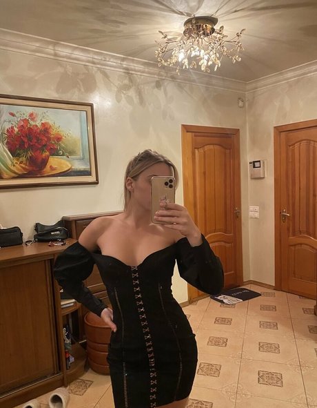 chloe ira sex model galleries