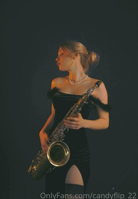 chloe ira xxx star image