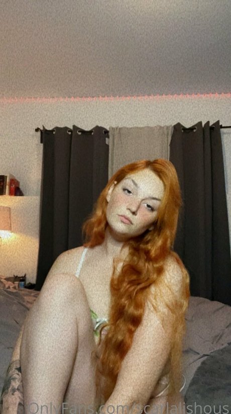 scarlalishous hot actress picture