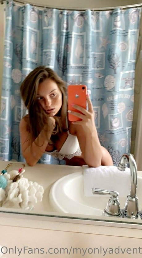 myonlyadventurez pornstar sexy image