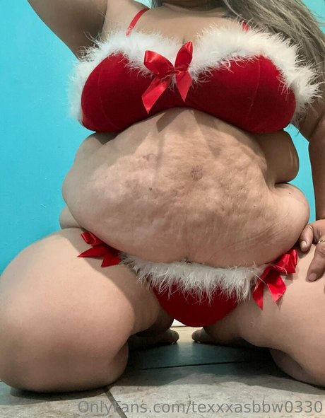 girlfriend onlyfans pornographic images