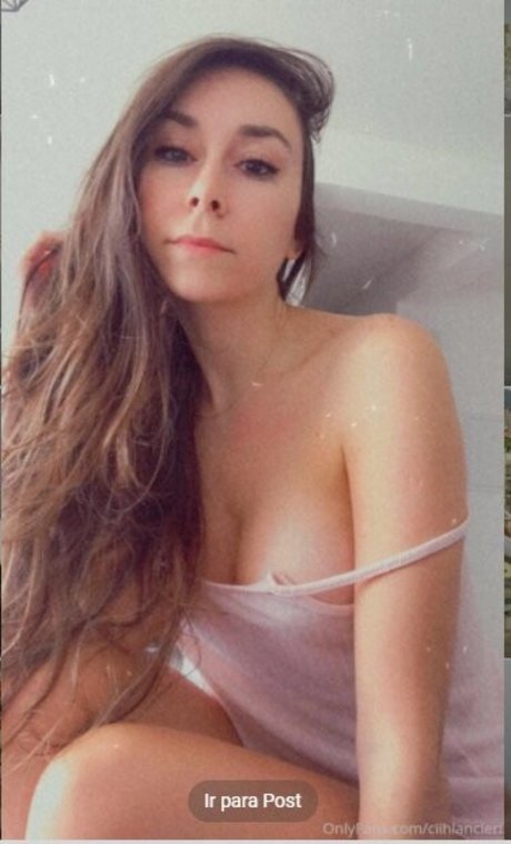 ciihlancieri naked pornstar image