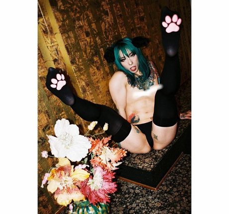 Azumi Puri erotic pornstar photo