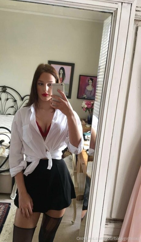 yourbabygirllxoxo actress images